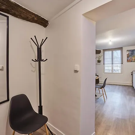 Superb In The Center Of By Stusioprestige Apartment
